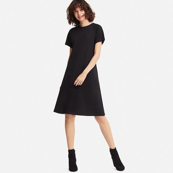 UNIQLO Ponte Short Sleeve Dress - Sz S - Picture 1 of 3